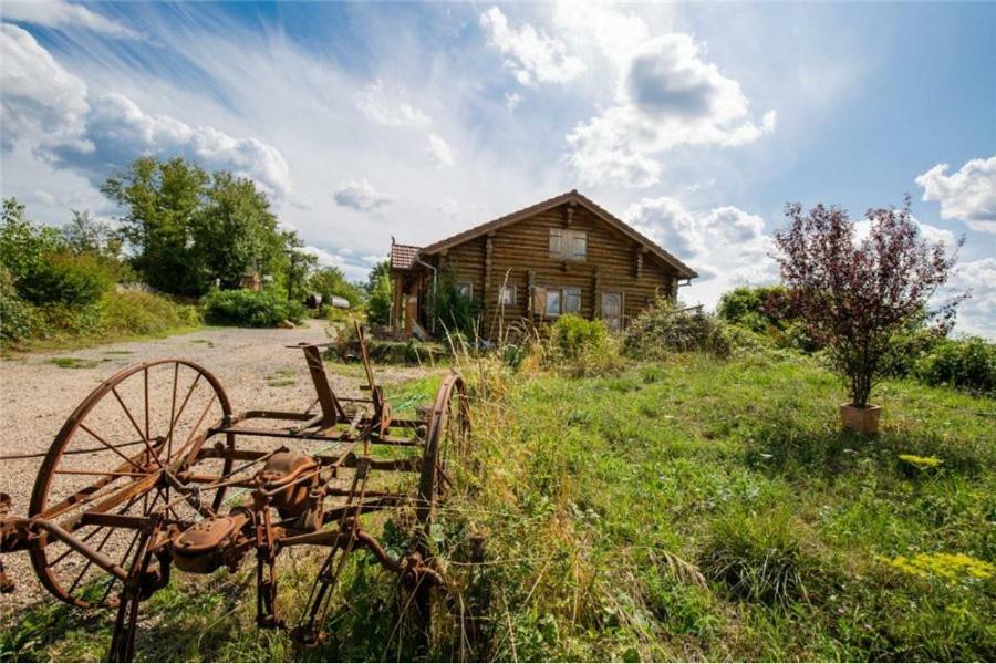 Le Chalet Du Chemin Et Sa Roulotte Berviller-en-Moselle Экстерьер фото